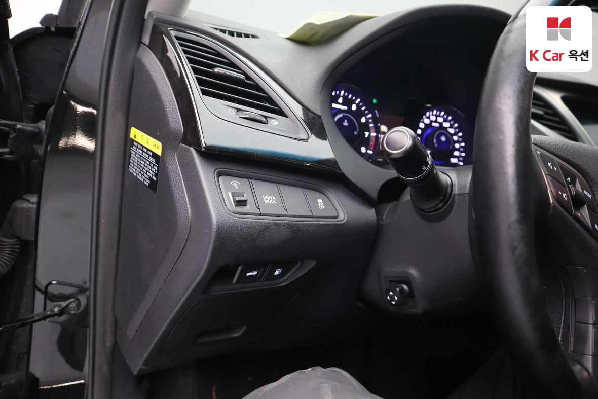 Hyundai AZERA 2014 - Image 9