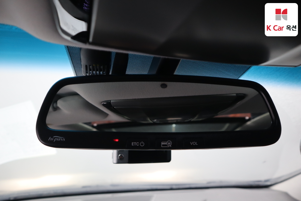 Hyundai AZERA 2014 - Image 12