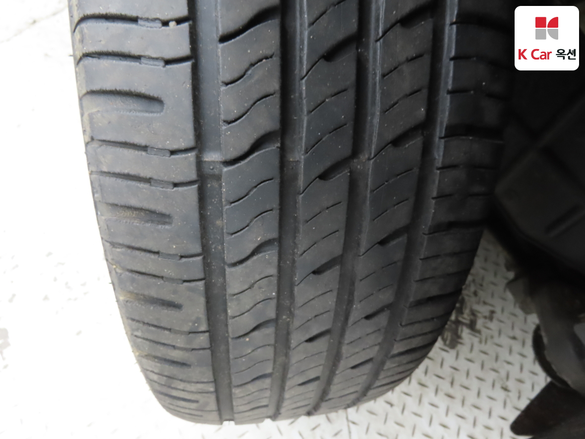 سانج يونج كوراندو C 2011 - صورة 37