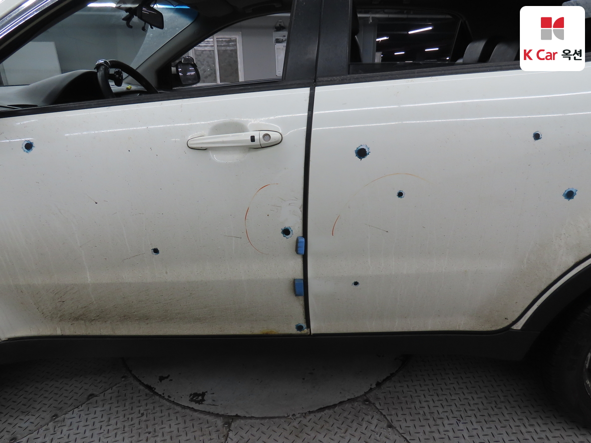 سانج يونج كوراندو C 2011 - صورة 41