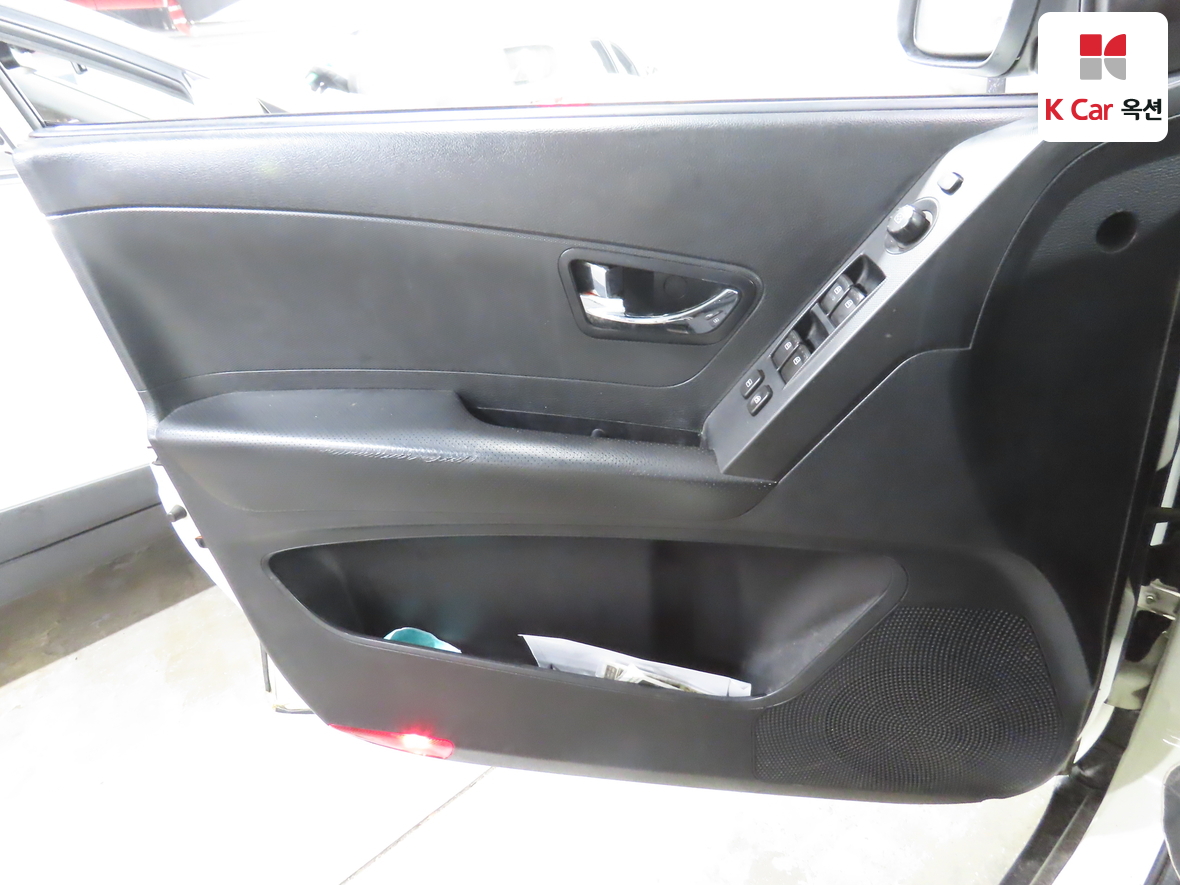 سانج يونج كوراندو C 2011 - صورة 8