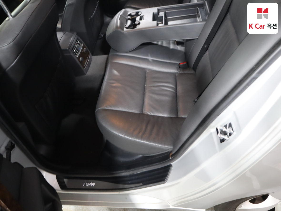 BMW 5 Series 2006 - Image 24