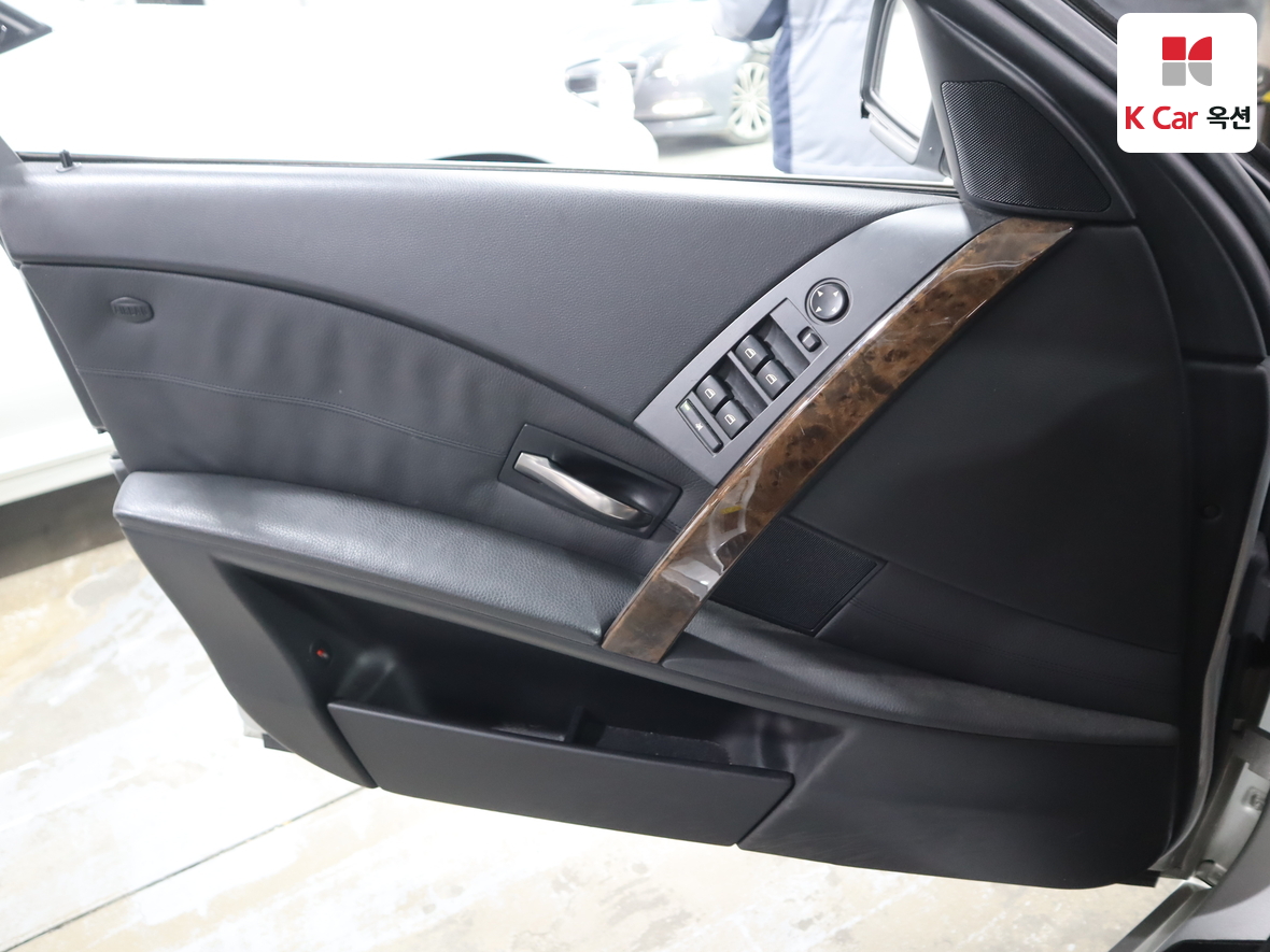 BMW 5 Series 2006 - Image 8