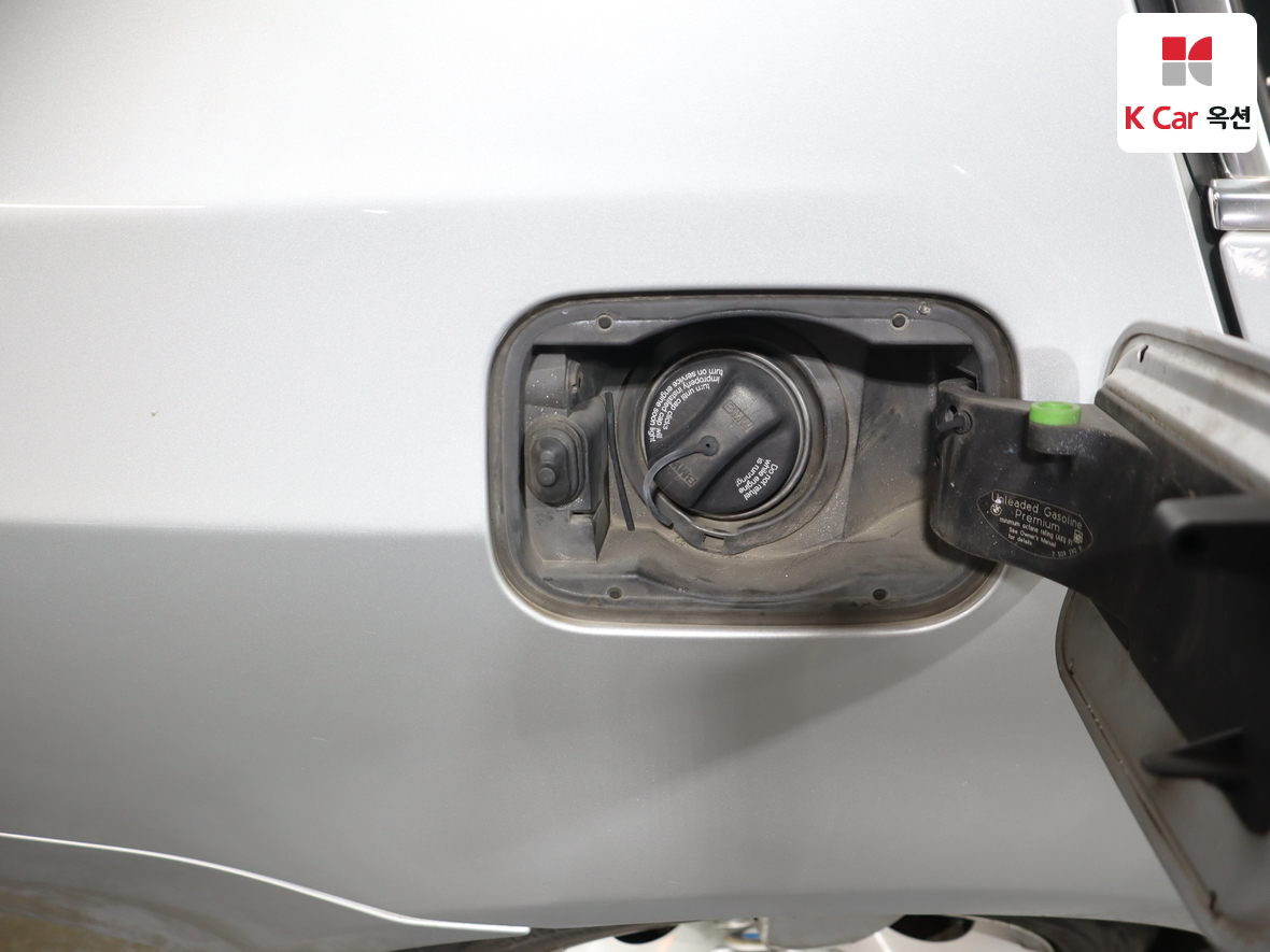 BMW 5 Series 2006 - Image 25