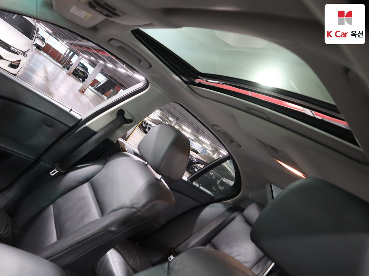 BMW 5 Series 2006 - Image 21