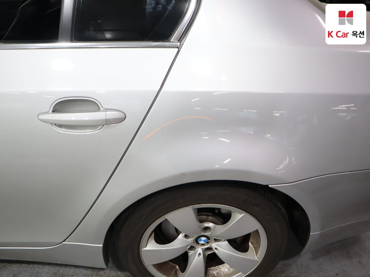 BMW 5 Series 2006 - Image 40