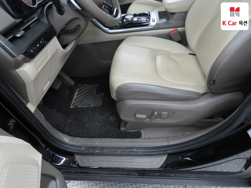 كيا - كارنفال - Image 18