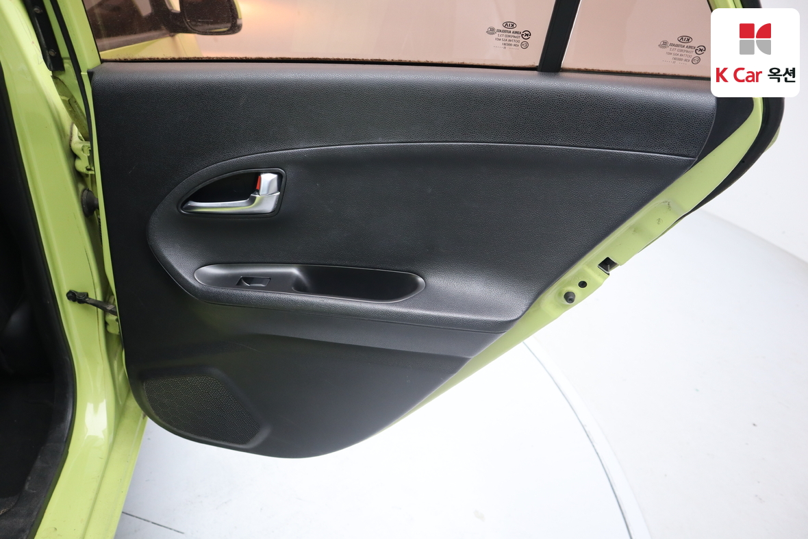 Kia Morning 2012 - Image 27