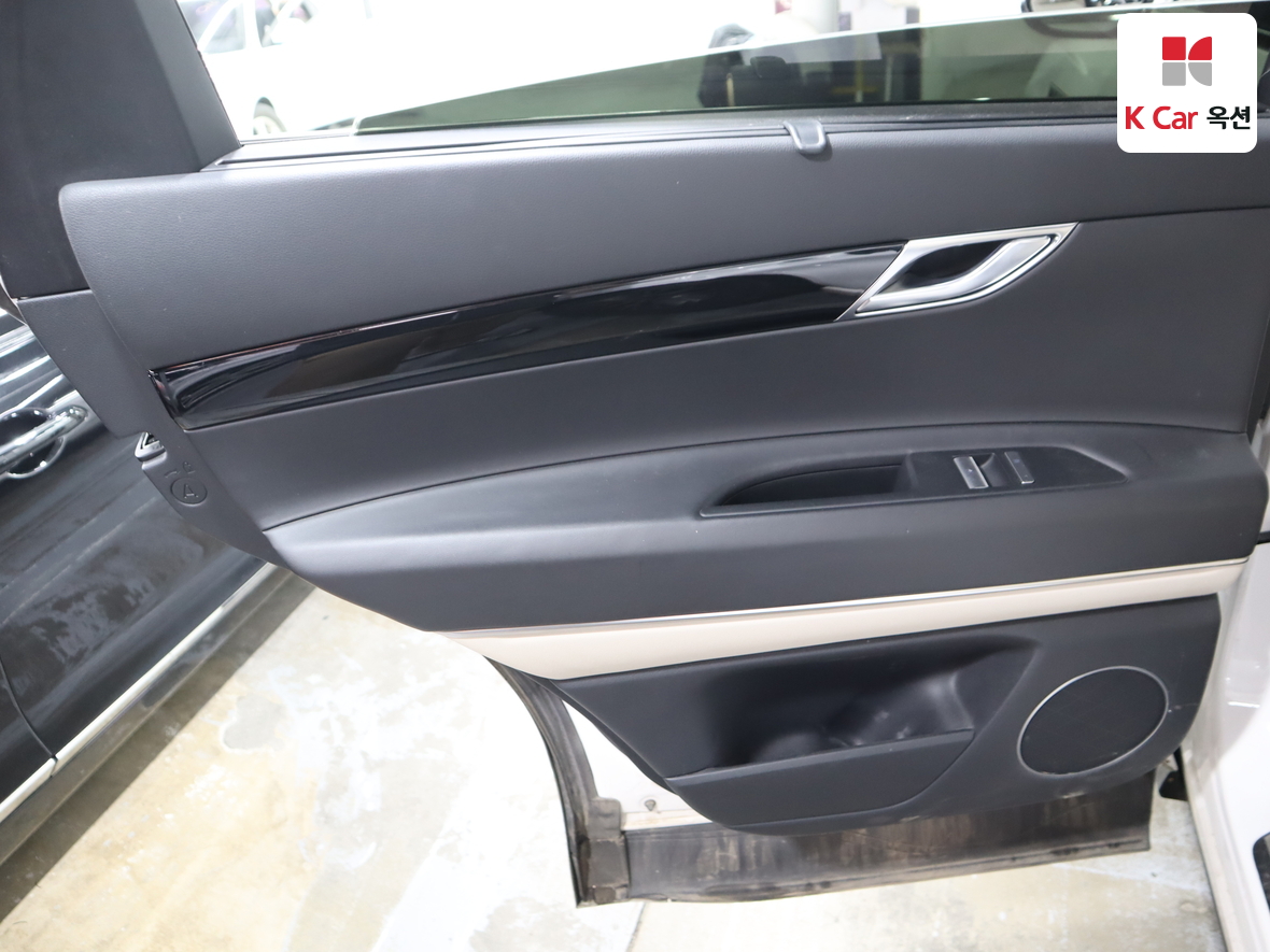 جينيسيس GV80 2021 - صورة 21