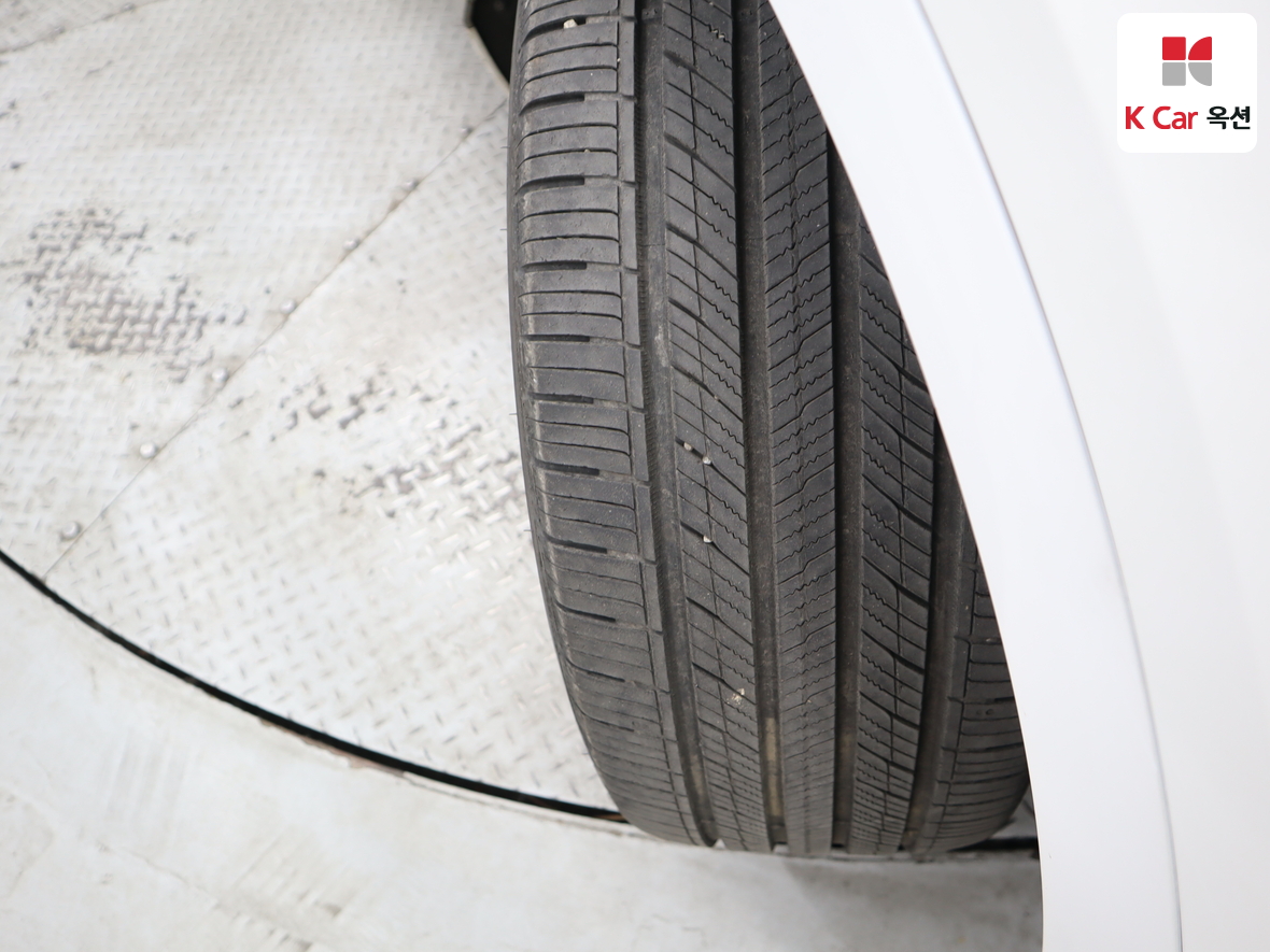 جينيسيس GV80 2021 - صورة 32