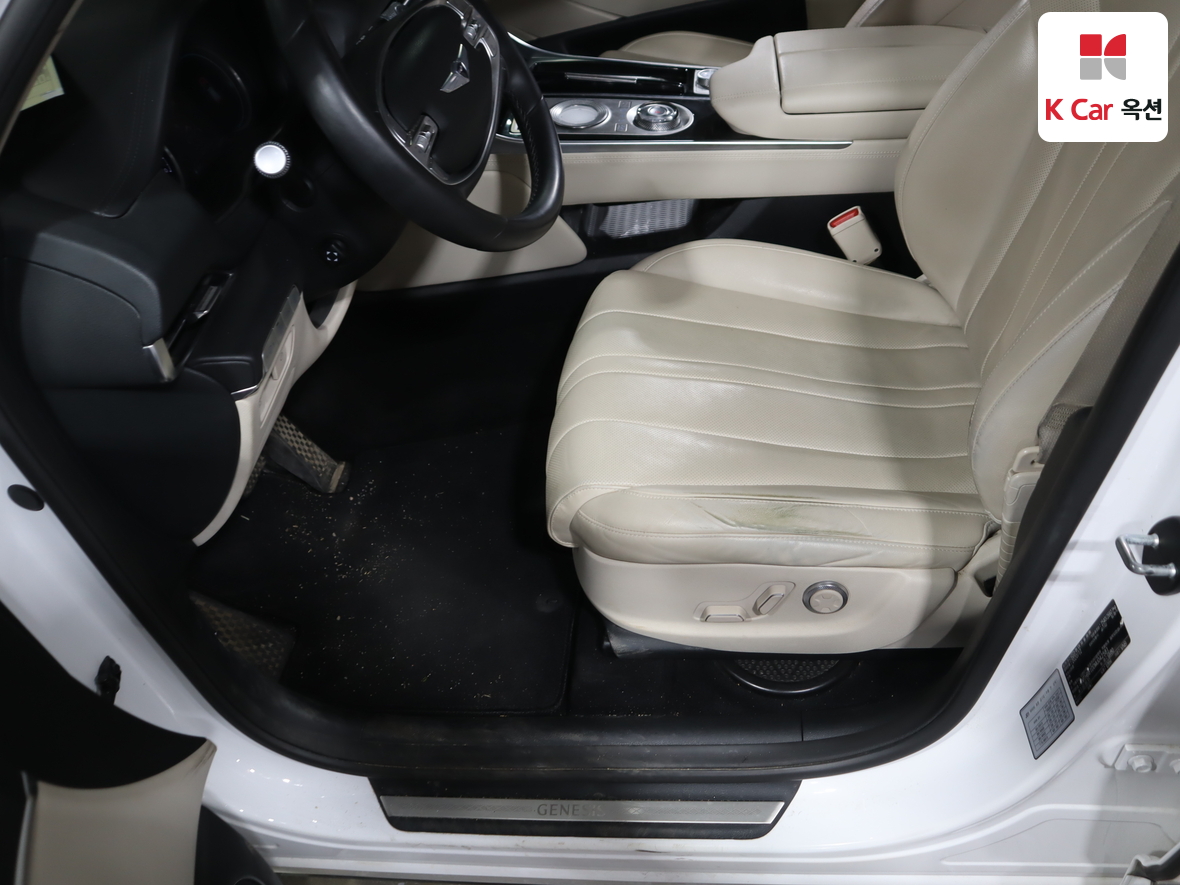 جينيسيس GV80 2021 - صورة 18