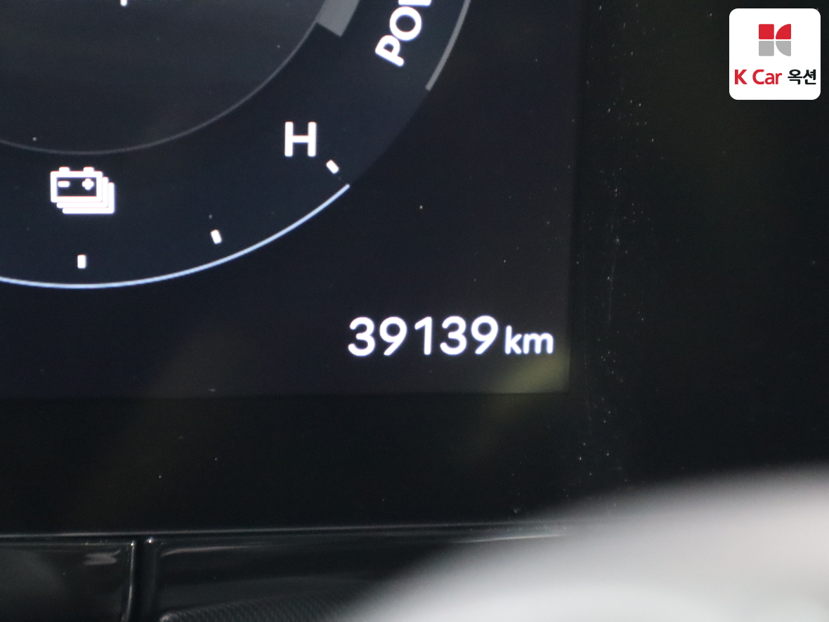 Hyundai AZERA 2023 - Image 4