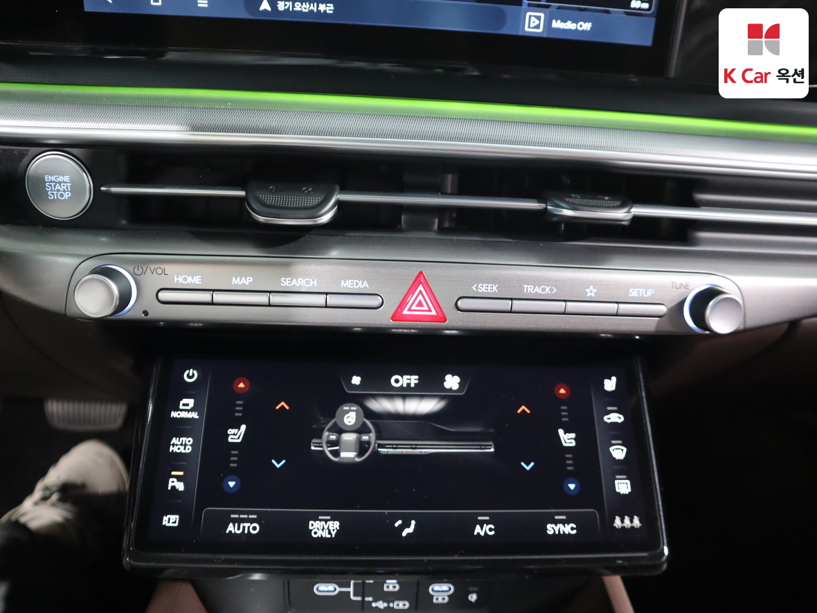 Hyundai AZERA 2023 - Image 15