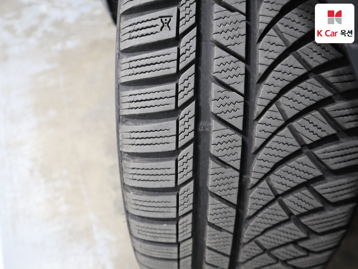 Hyundai AZERA 2023 - Image 34