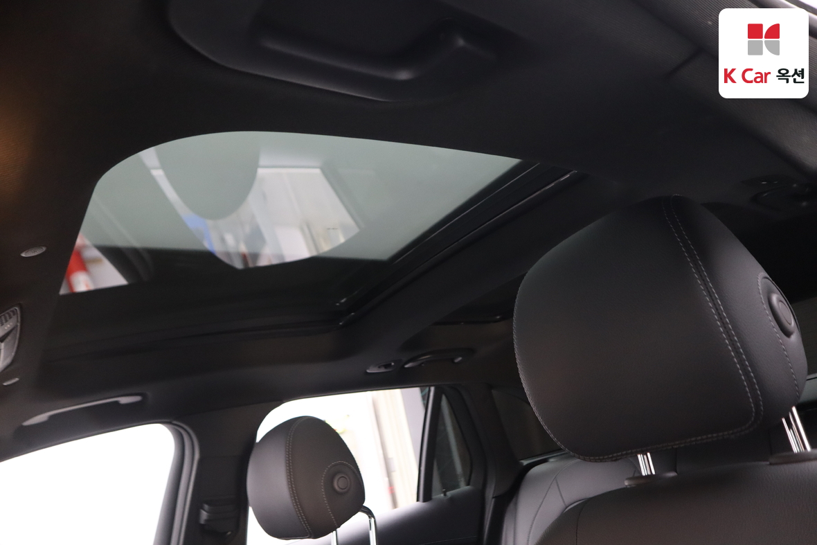 مرسيدس بنز GLC 2021 - صورة 24