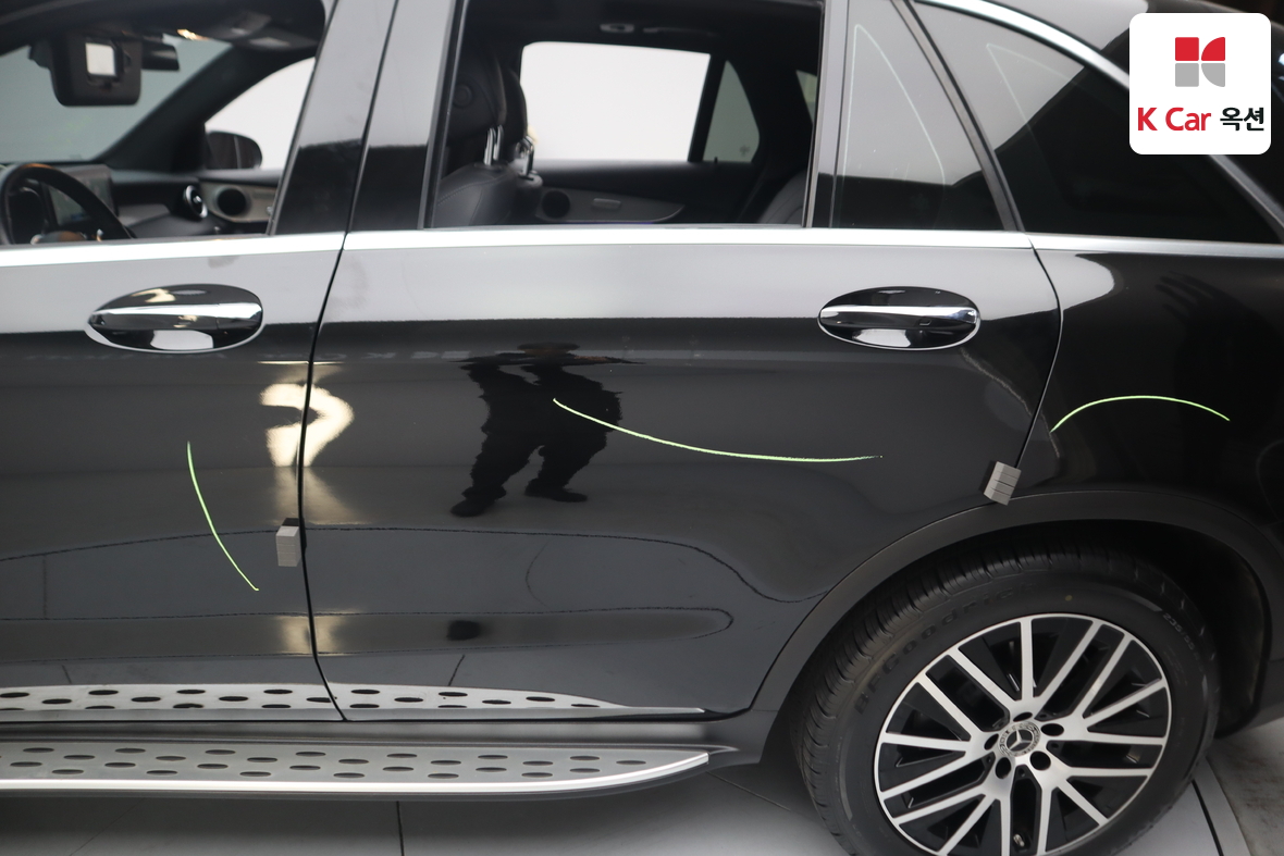 مرسيدس بنز GLC 2021 - صورة 46