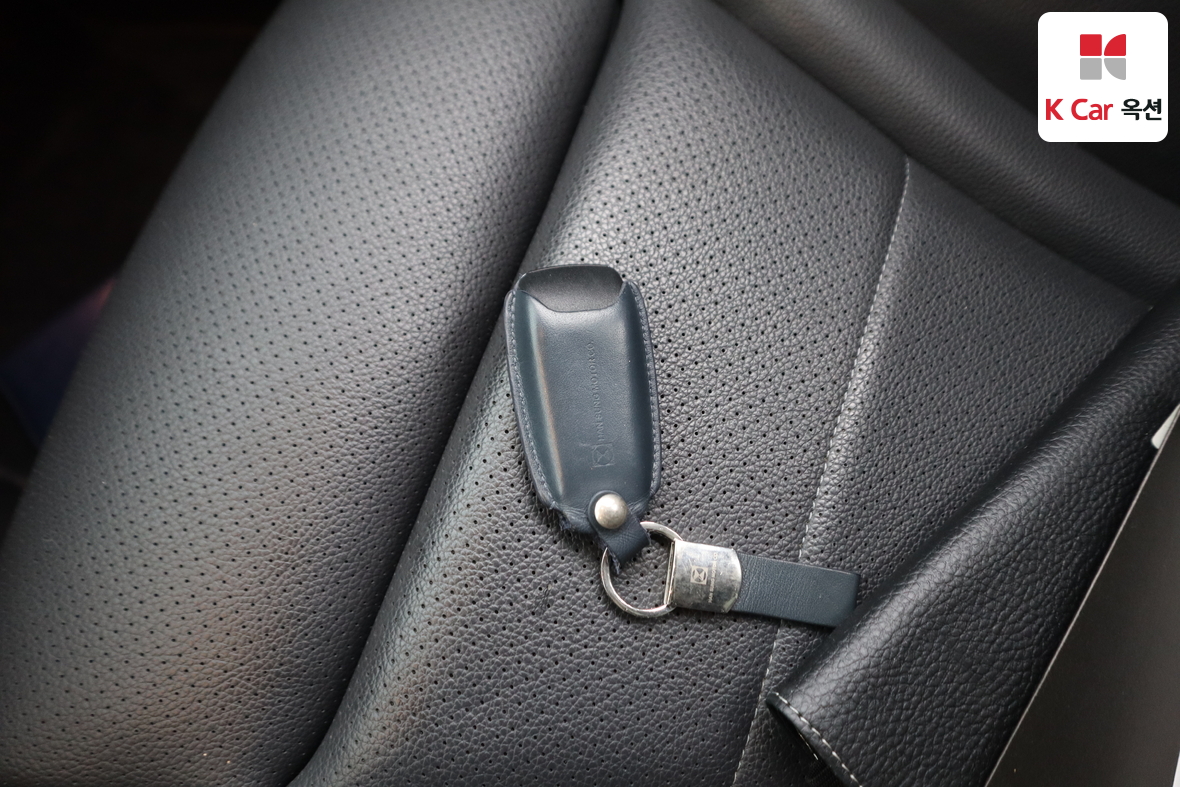 مرسيدس بنز GLC 2021 - صورة 18