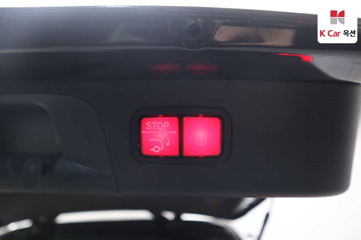 مرسيدس بنز GLC 2021 - صورة 29