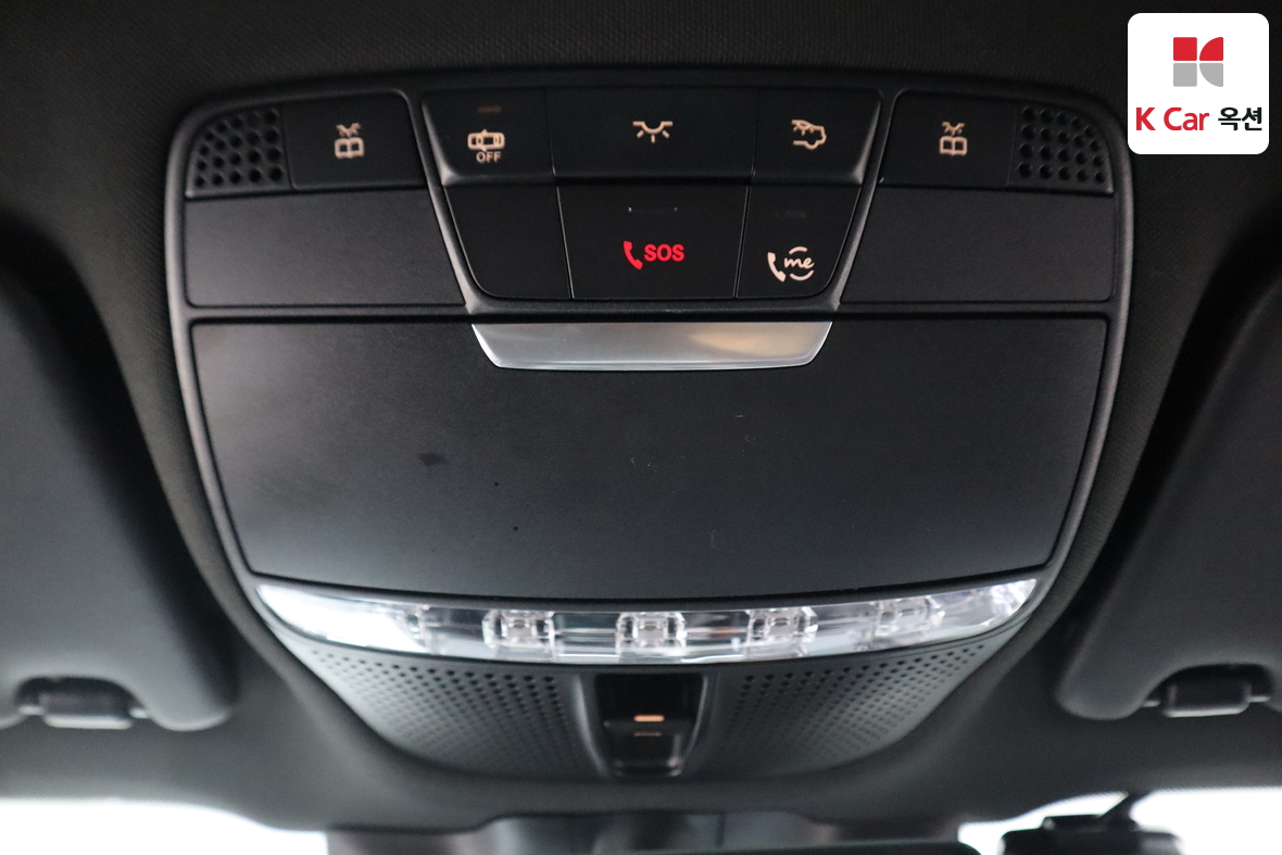 مرسيدس بنز GLC 2021 - صورة 13