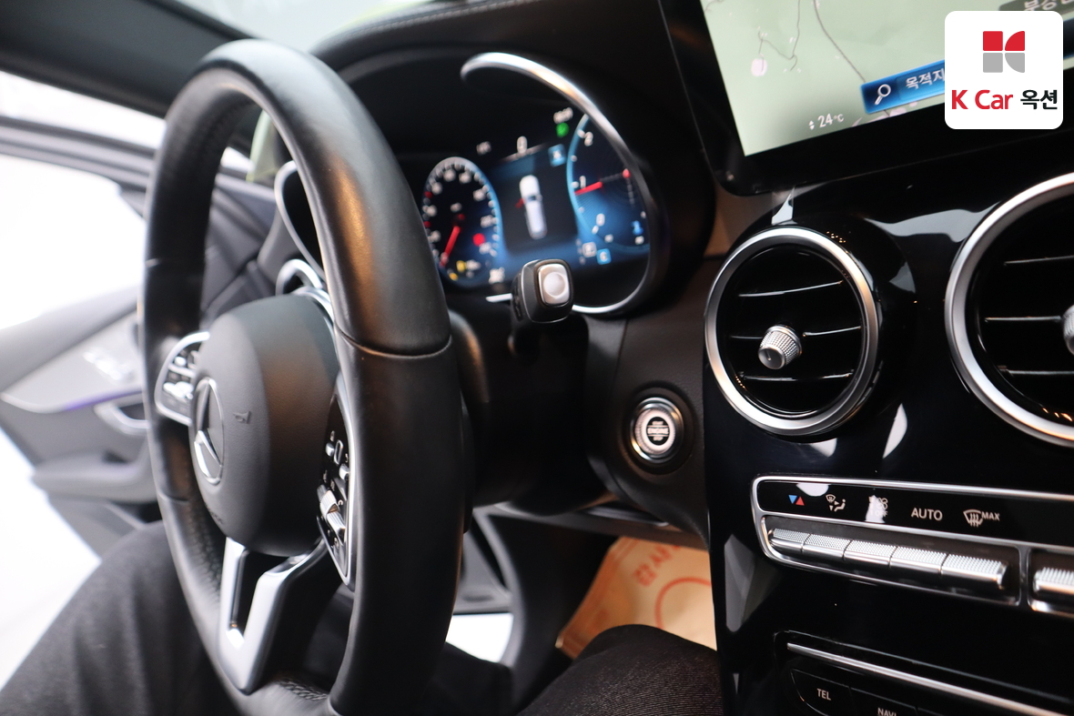 مرسيدس بنز GLC 2021 - صورة 11