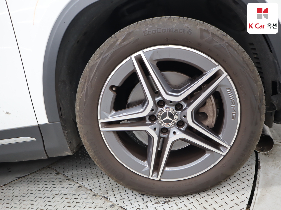 Mercedes-Benz GLA-Class 2023 - Image 47