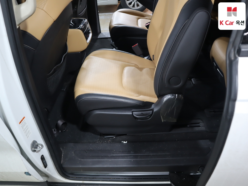 كيا - كارنفال - Image 26