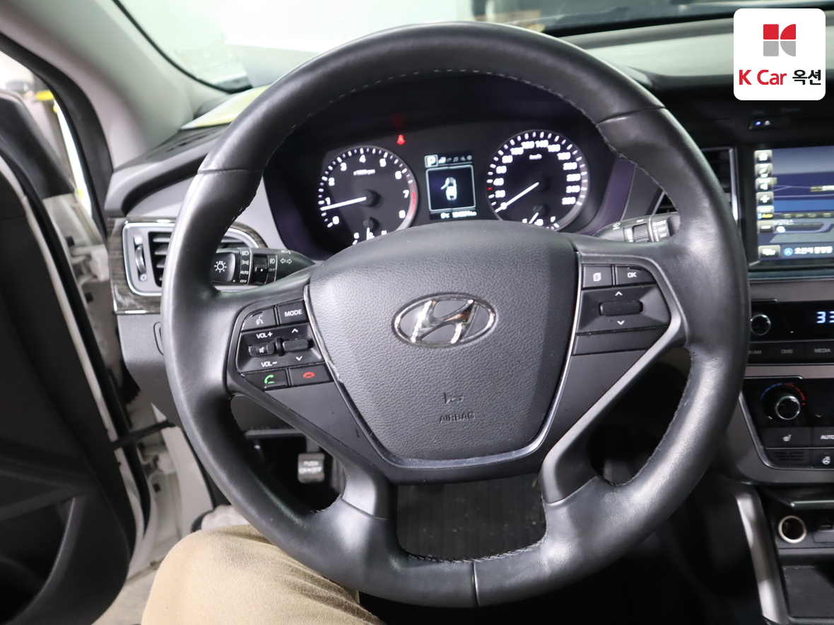 Hyundai Sonata 2017 - Image 10