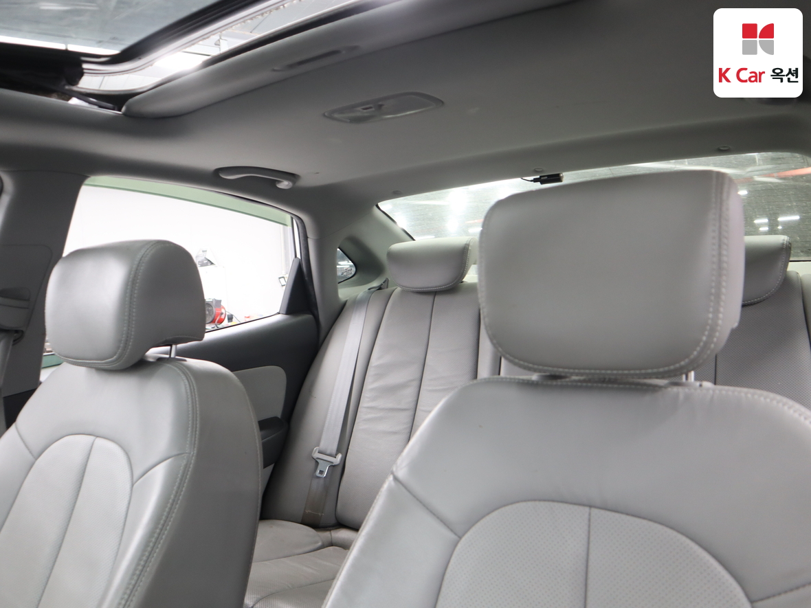 هيونداي إلانترا 2008 - صورة 19