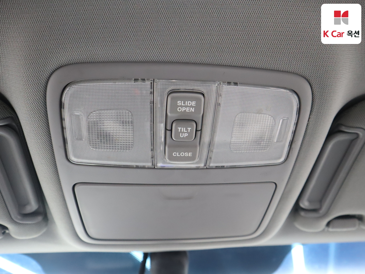 هيونداي إلانترا 2008 - صورة 12