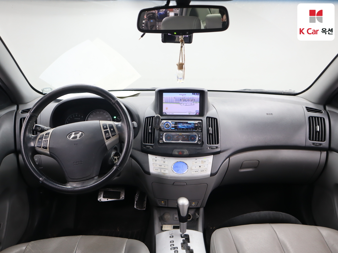 هيونداي إلانترا 2008 - صورة 3