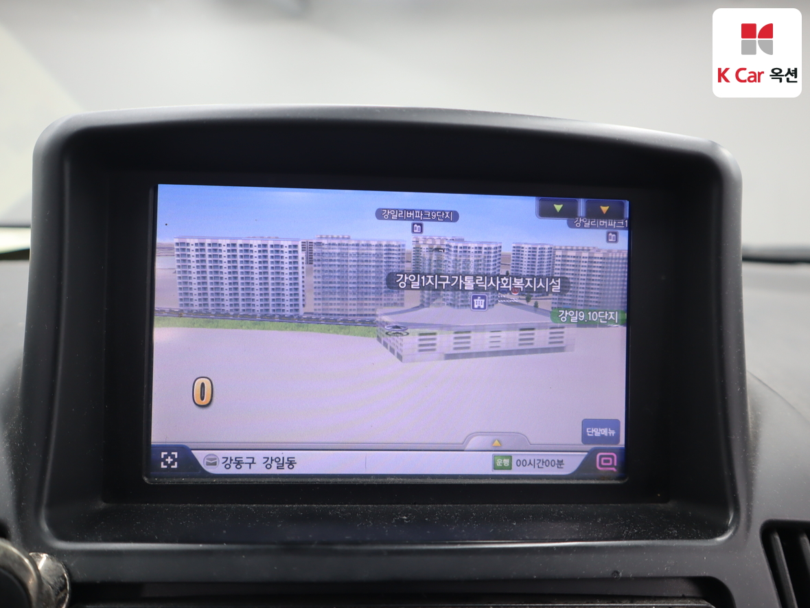 هيونداي إلانترا 2008 - صورة 14