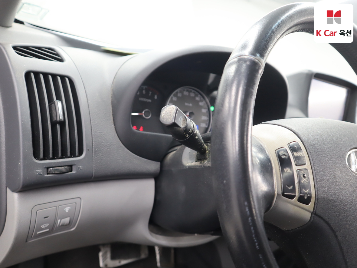 هيونداي إلانترا 2008 - صورة 9