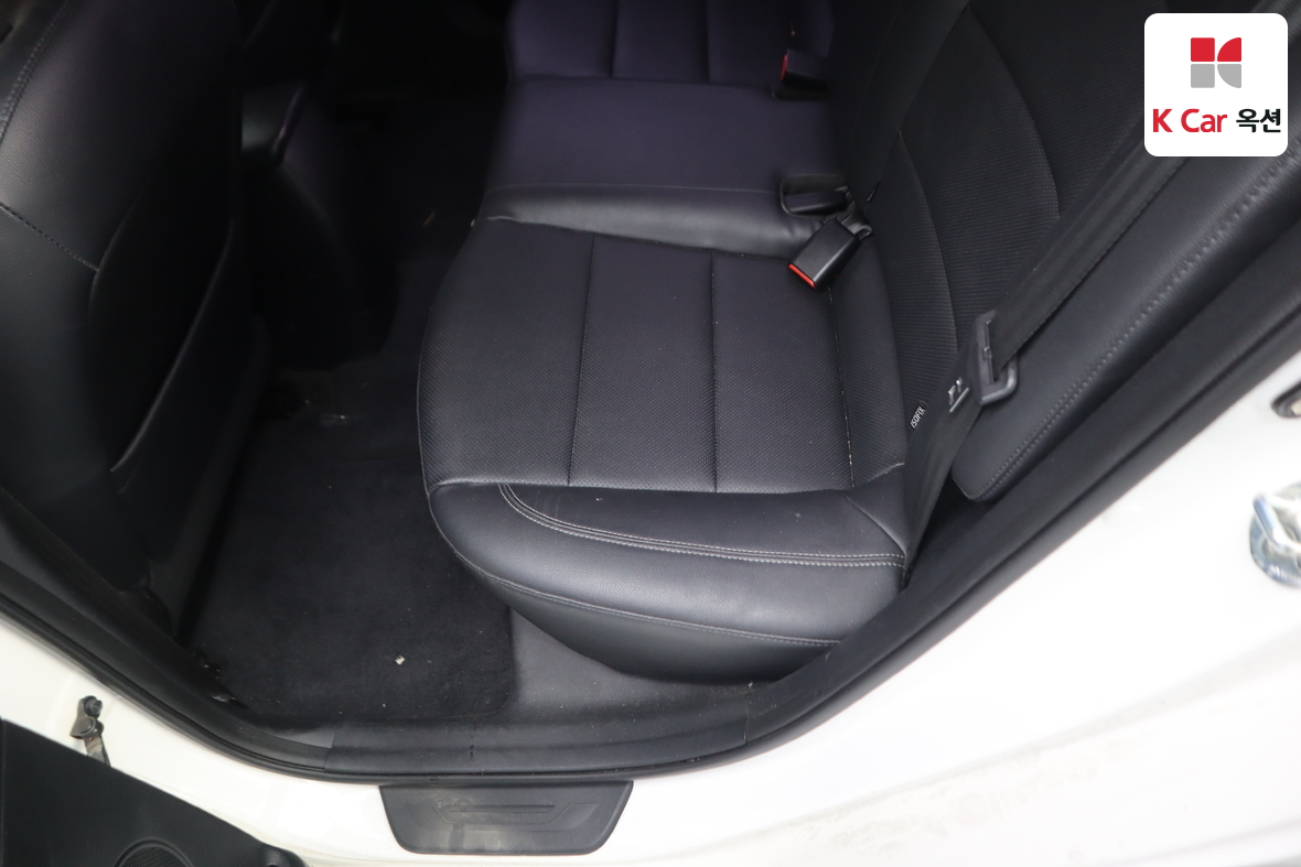 كيا K3 2015 - صورة 21