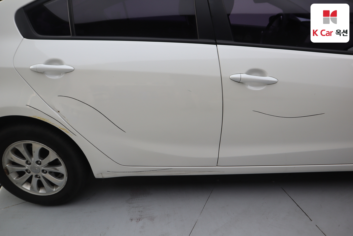 كيا K3 2015 - صورة 32