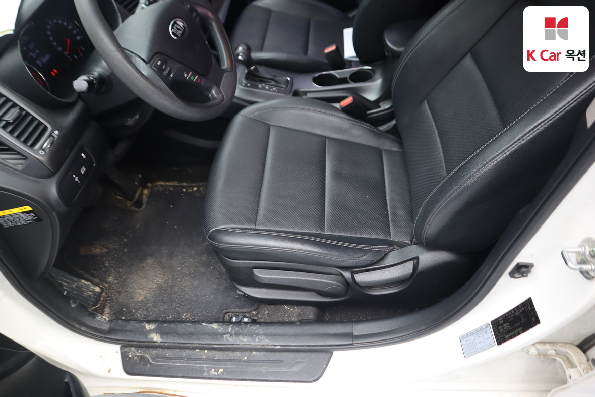 كيا K3 2015 - صورة 18