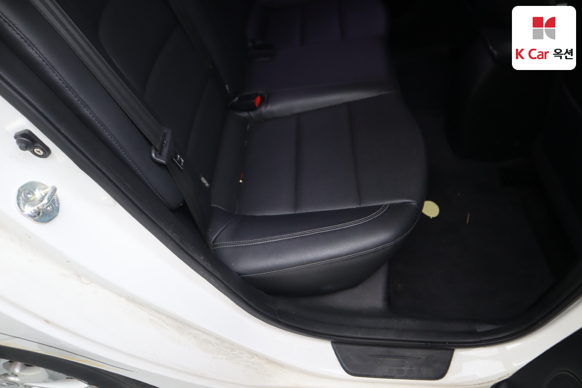 كيا K3 2015 - صورة 25