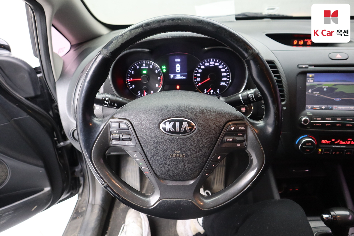 كيا K3 2015 - صورة 10