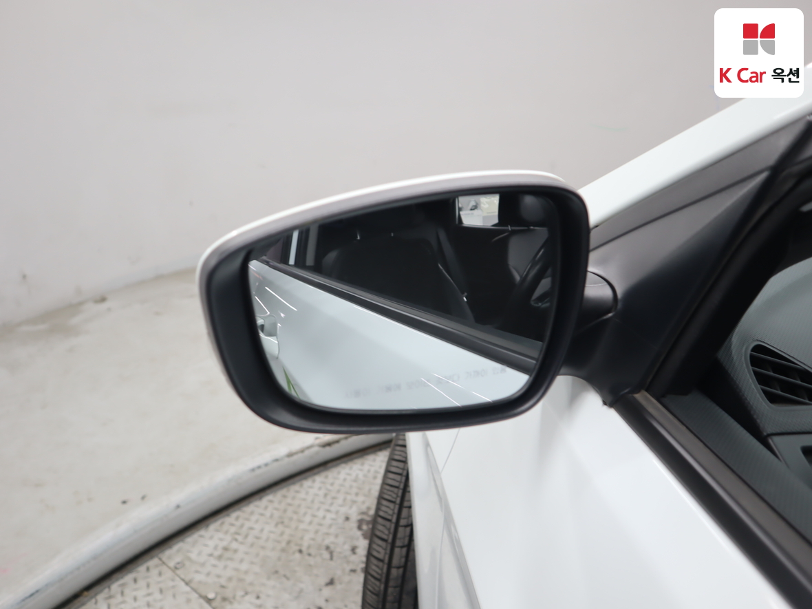 هيونداي أكسنت 2014 - صورة 21