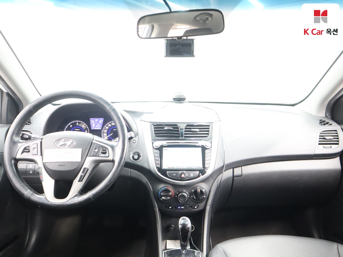 هيونداي أكسنت 2014 - صورة 3