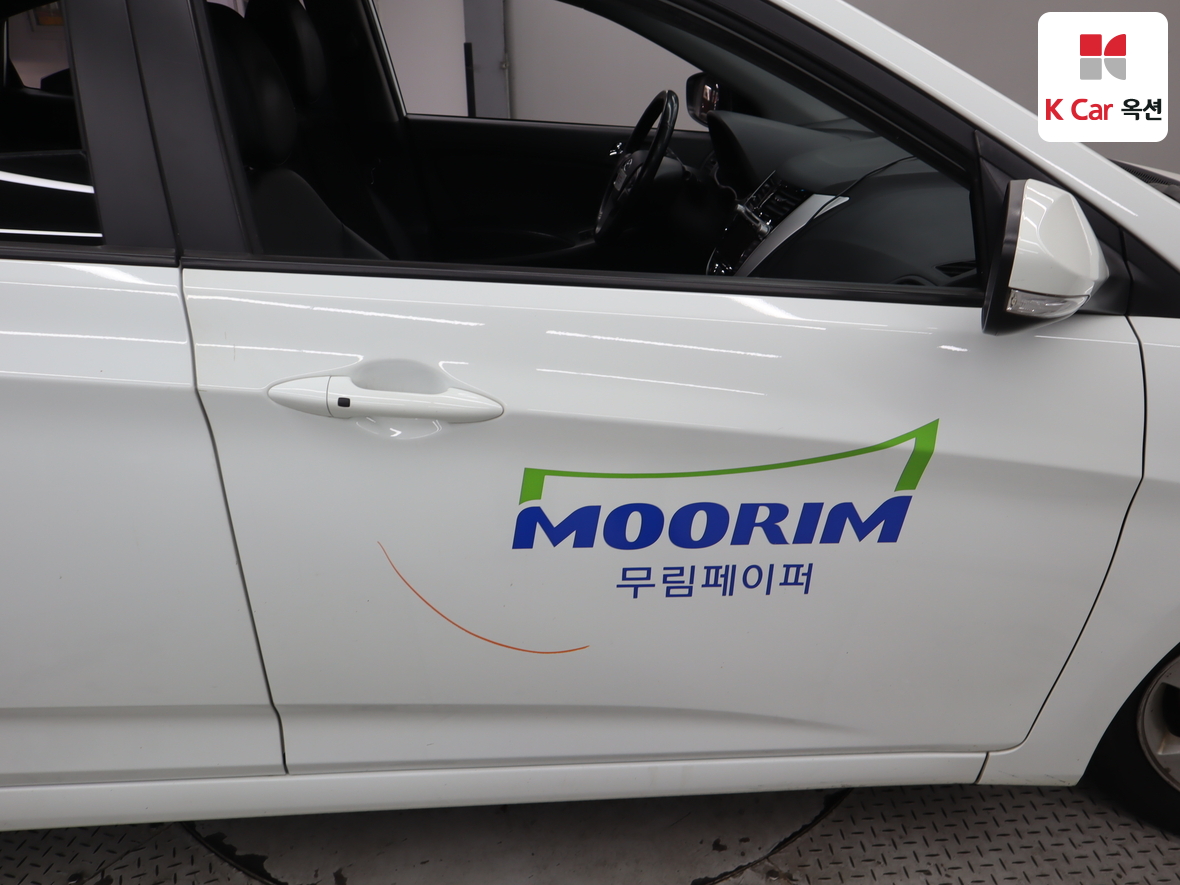 هيونداي أكسنت 2014 - صورة 44