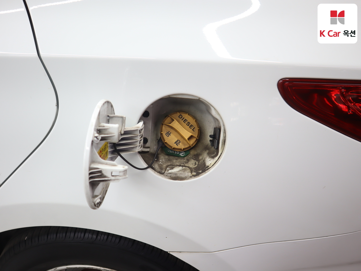 هيونداي أكسنت 2014 - صورة 24