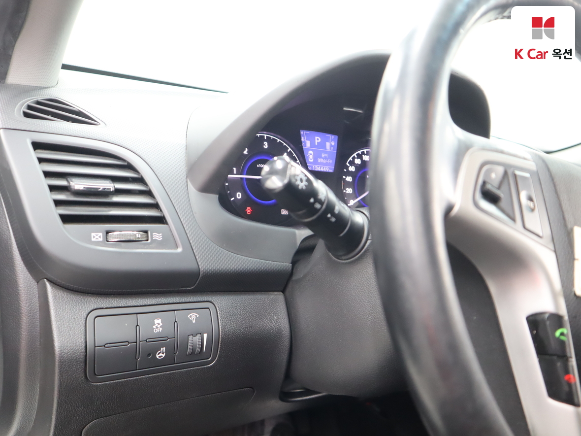 هيونداي أكسنت 2014 - صورة 9