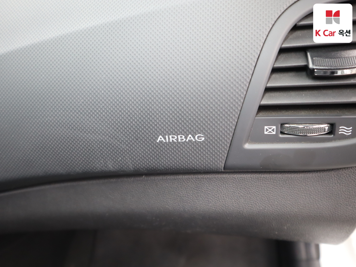 هيونداي أكسنت 2014 - صورة 30