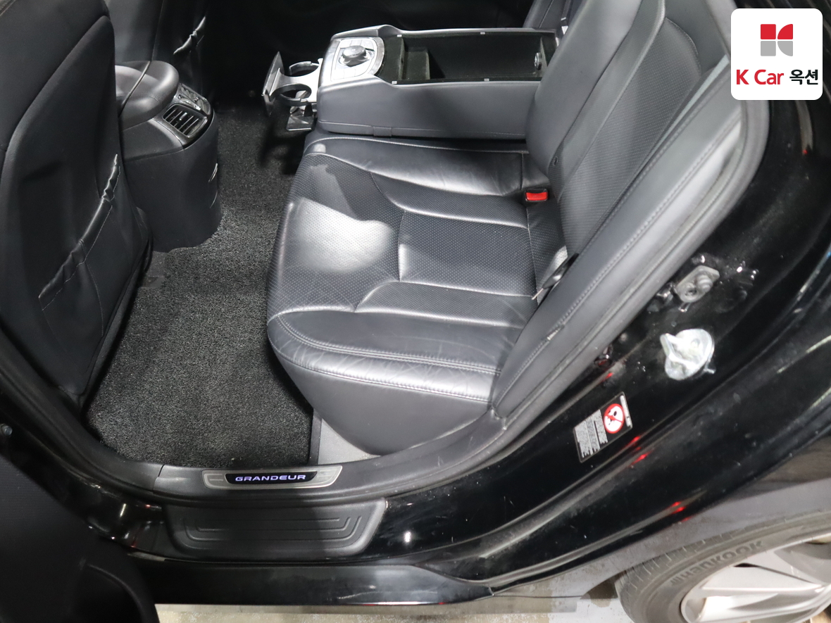 هيونداي أزيرا 2015 - صورة 23