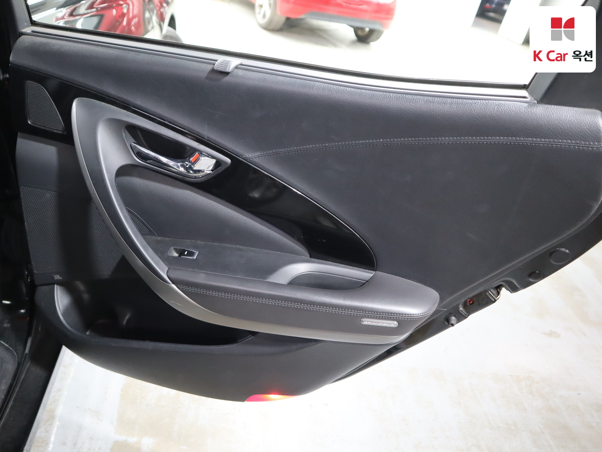 هيونداي أزيرا 2015 - صورة 26