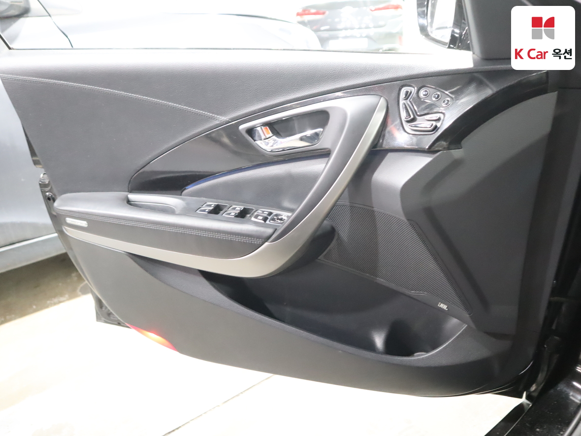 هيونداي أزيرا 2015 - صورة 8