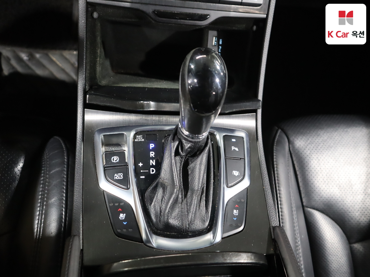 هيونداي أزيرا 2015 - صورة 16