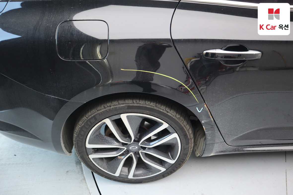 Renault Samsung SM6 2016 - Image 38