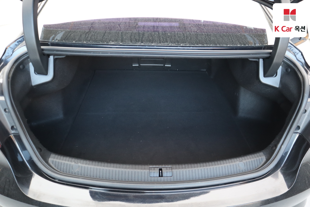 Renault Samsung SM6 2016 - Image 27