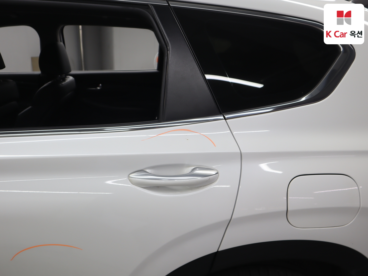 Hyundai Santa Fe 2021 - Image 38